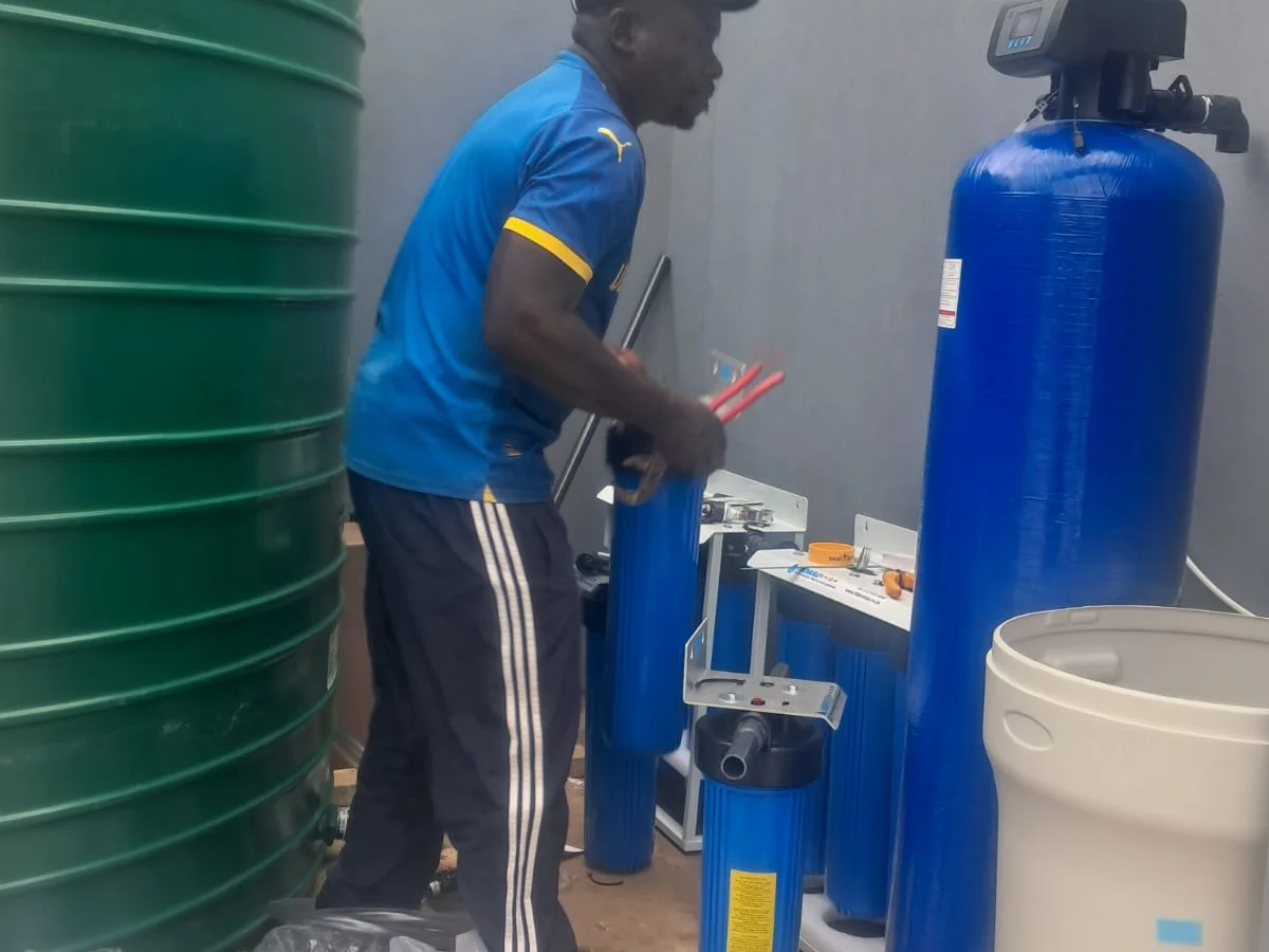 Borehole and plumbing installation